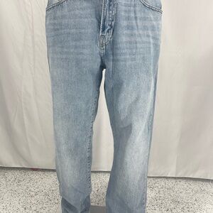 GAP Men's Relaxed Denim Jeans - Light Blue